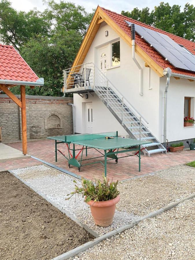 Fazekas Vendeghaz Ξενοδοχείο Balatonkeresztúr Εξωτερικό φωτογραφία